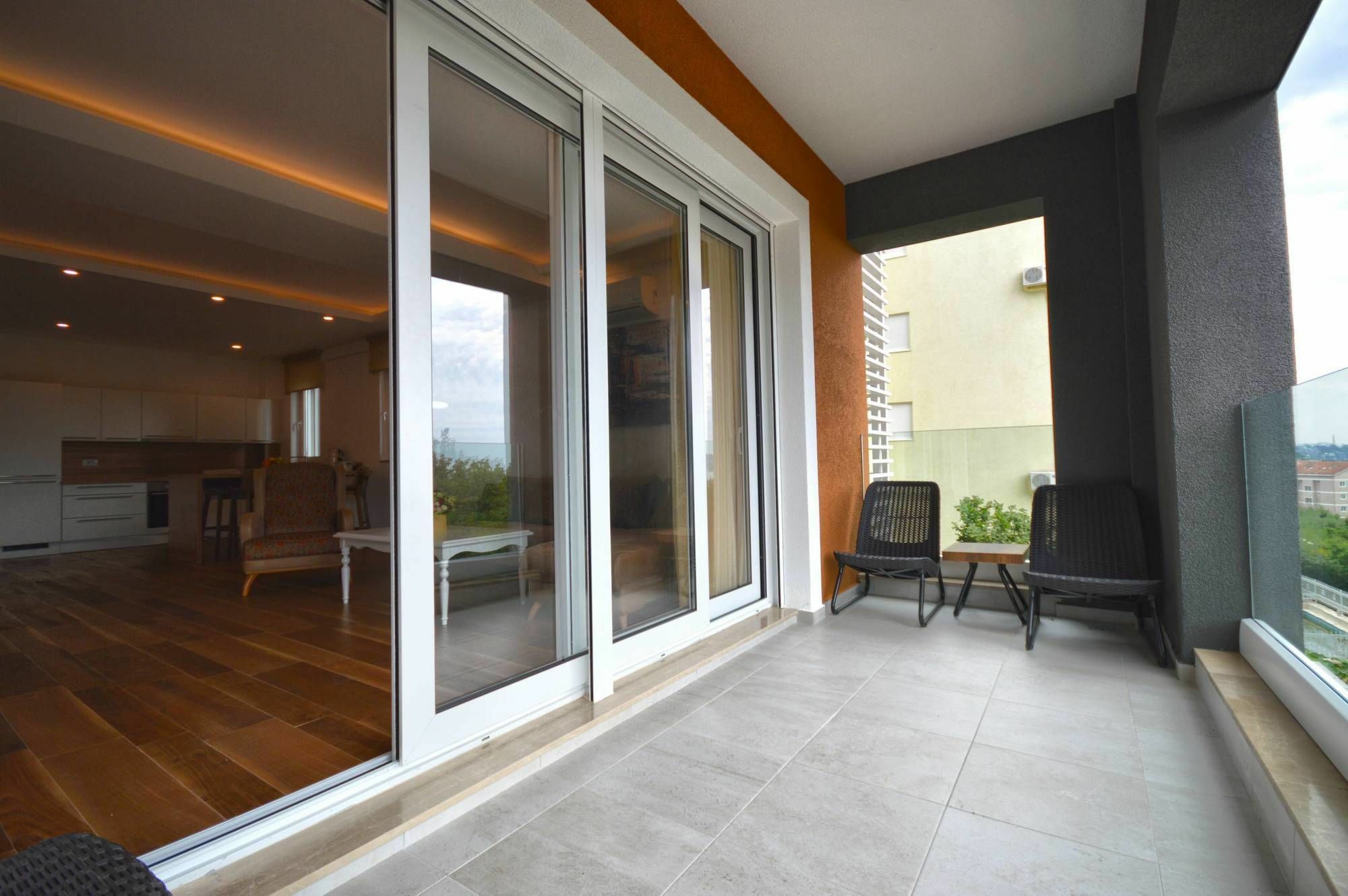 Chill And Go Aparthotel Budva Exterior foto