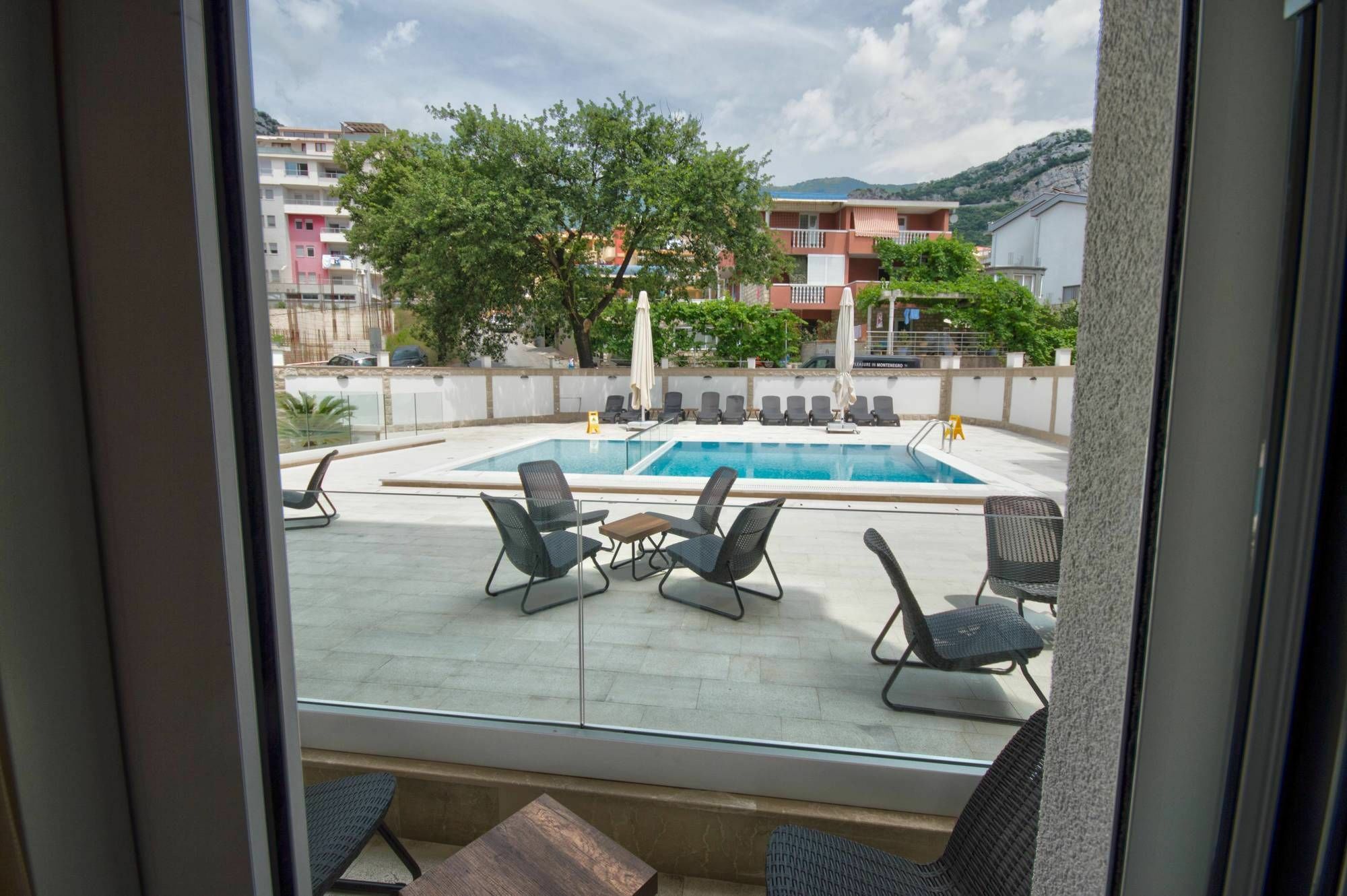 Chill And Go Aparthotel Budva Exterior foto